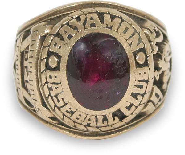 Baseball Memorabilia - 1975 Bayamon World Series Ring (Kimbro)