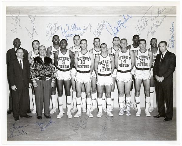 1960-61 Detroit Pistons Team Signed Photo