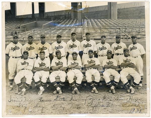 Baseball Memorabilia - 1938 Newark Eagles Team Photo