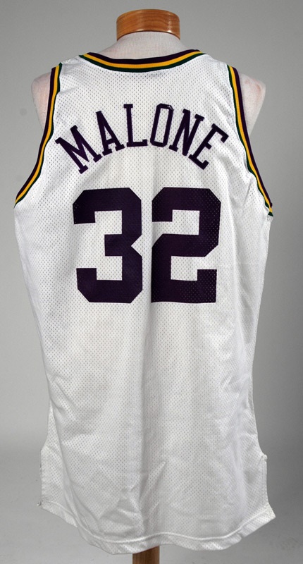 Basketball - 1995/96 Karl Malone Jazz Game Used Jersey