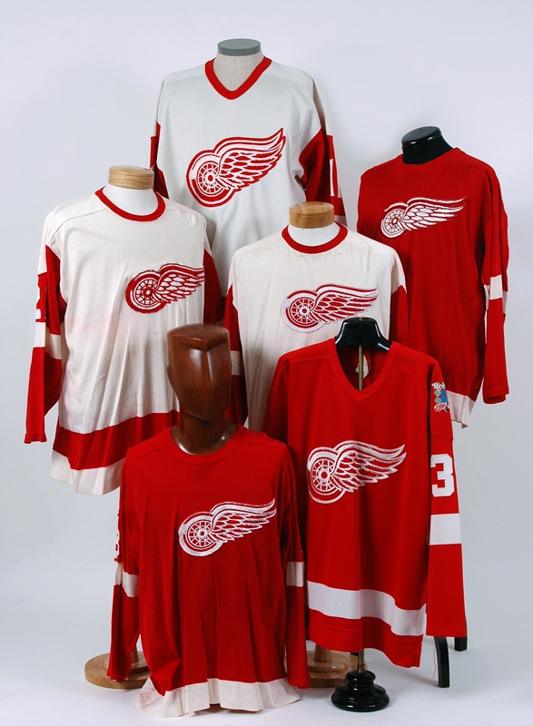 Detroit Red Wings Jerseys  New, Preowned, and Vintage