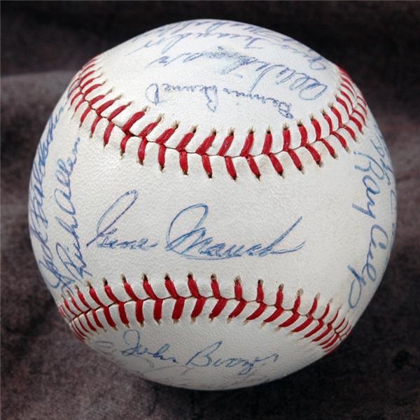 Philadelphia Baseball - 1964 Philadelphia Phillies Team Signed Baseball