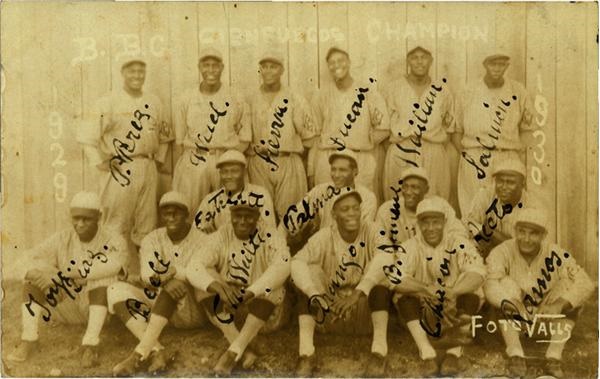 Baseball Memorabilia - 1929-30 Cienfuegos Postcard with Willie Wells & Cool Papa Bell