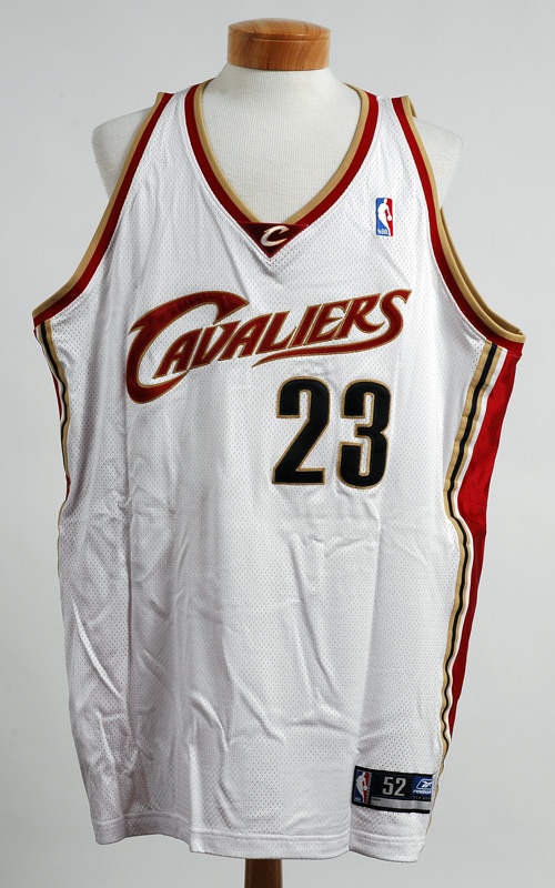 LeBron James Signed Cavaliers Jerseys (10)