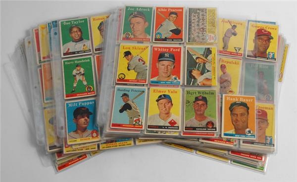June 2005 Internet Auction - 1958 Topps Baseball Near Complete Set (398)