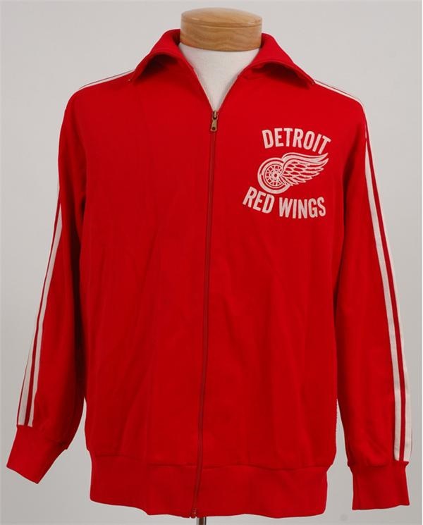 - 1982-83 Johnnie Wilson Detroit Red Wings Warm Up Jacket