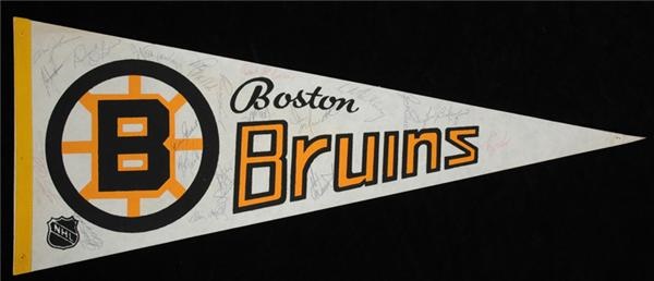 1978-79 Boston Bruins team Signed Pennant