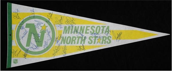 Hockey - 1985-86 Minnesota North Stars Team Signed Pennant