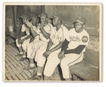 Baseball Memorabilia - Pedro Formenthal Memphis Red Sox Negro League Signed Photograph