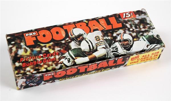 Vintage Cards - 1975 Topps Football Wax Box