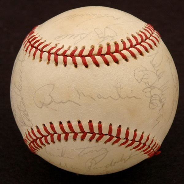 1977 New York Yankees Team Signed Baseball w/Thurman Munson