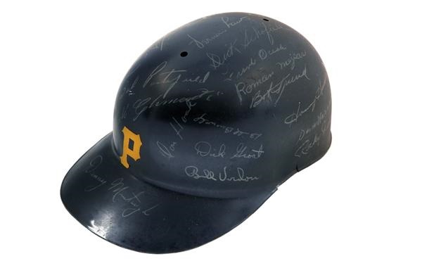 Clemente and Pittsburgh Pirates - 1959 Roberto Clemente Signed Helmet
