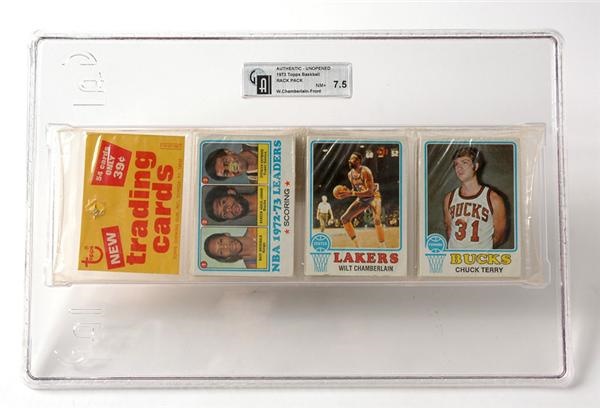 Unopened Material - 1973-74 Topps Basketball Rack Pack With Chamberlain-GAI 7.5