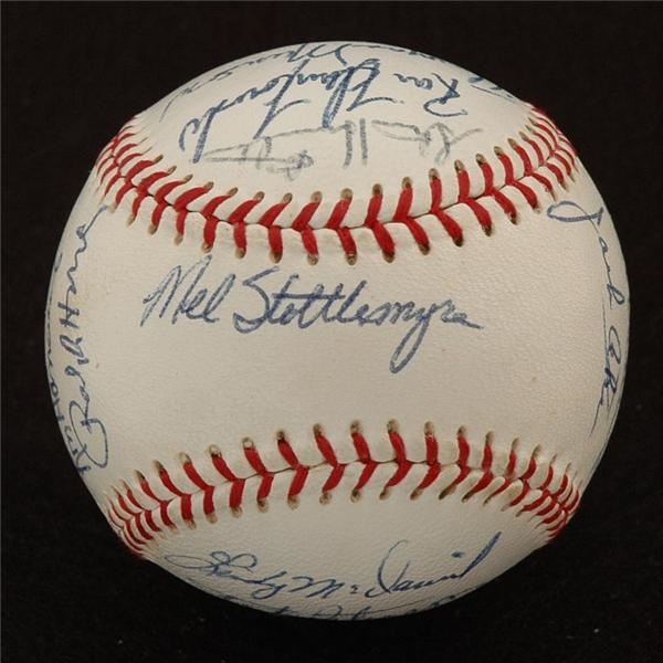 NY Yankees, Giants & Mets - 1970 Yankees Team Signed Baseball With Thurman Munson Rookie Year Autograph