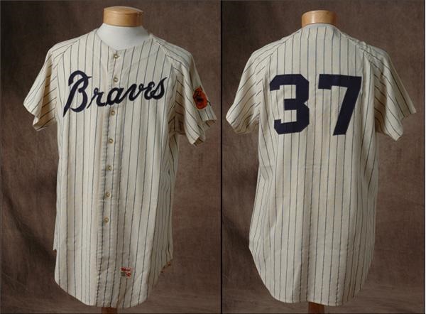 The Chicago Collection - 1968 Skip Guinn Atlanta Braves Game Worn Jersey