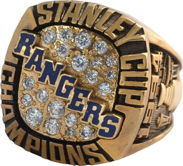 Hockey Memorabilia - 1993-94 New York Rangers Stanley Cup Ring