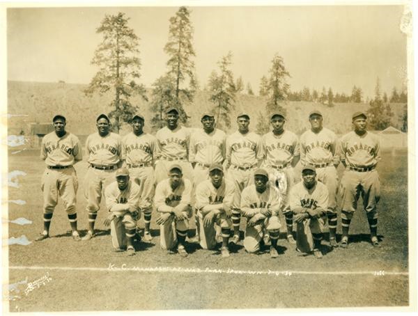Baseball Photographs - 1934 K.C Monarchs Team Photo