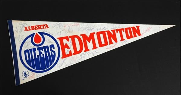 - 1978-79 Edmonton Oilers Team Signed Pennant With Wayne Gretzky