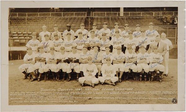 Dodgers - 1947 Brooklyn Dodgers Team Signed Photograph-Jackie Robinson Rookie