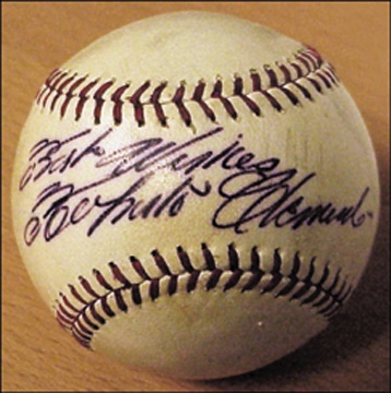 Clemente and Pittsburgh Pirates - Circa 1971 Roberto Clemente Single Signed Baseball