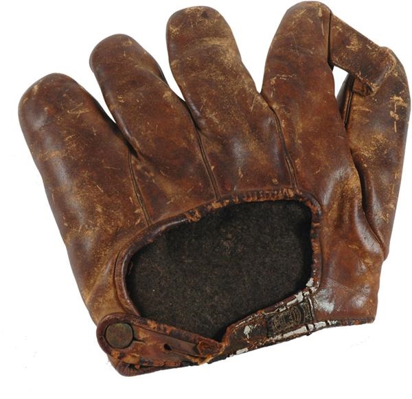 Clemente and Pittsburgh Pirates - Paul Waner Game Worn Glove