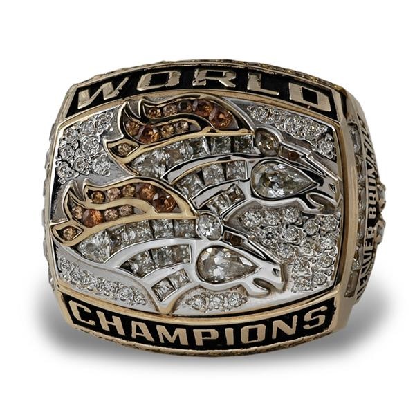 - 1998 Denver Bronco Super Bowl Champions Ring