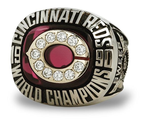 - 1990 Cincinnati Reds World Champions Ring