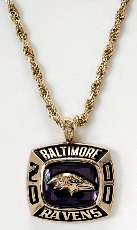 Football - 2000 Baltimore Ravens Super Bowl Championship Pendant