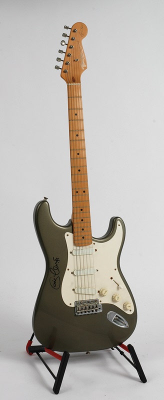 - Superb Eric Clapton Signed Guitar - Rare Record Company Promotional Piece
