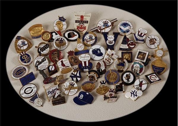 Ernie Davis - Great Collection of World Series Press Pins (52)