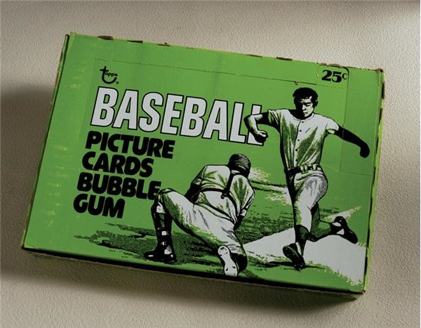 Unopened Material - Full 1977 Topps Baseball Cello Box  (24 Count)