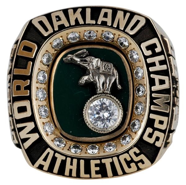 - 1989 Oakland A&#39;s World Championship Ring