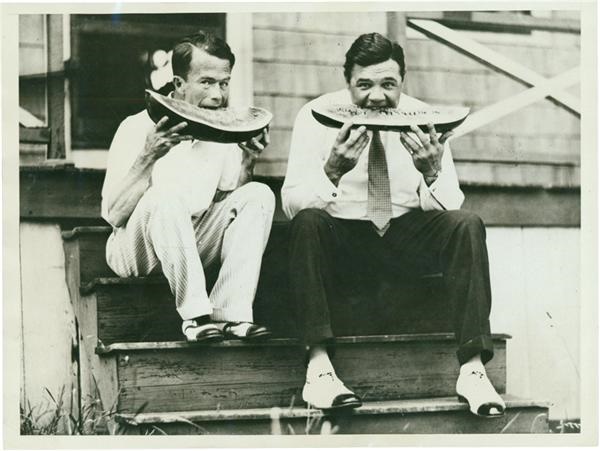 Babe Ruth and Lou Gehrig - The Babe Cuts A Melon
