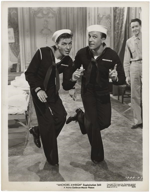 &quot;Anchors Aweigh&quot; with Frank Sinatra and Gene Kelly (1945)