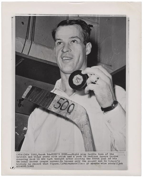 - Gordie Howe’s 500th Goal (1962)