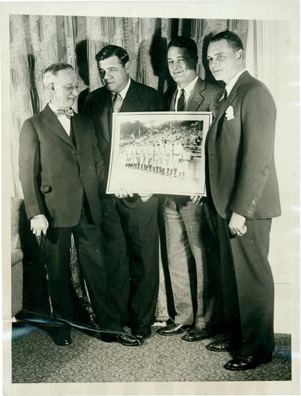 Babe Ruth and Lou Gehrig - Babe Ruth, Lou Gehrig and Waite Hoyt Support Al Smith (1928)