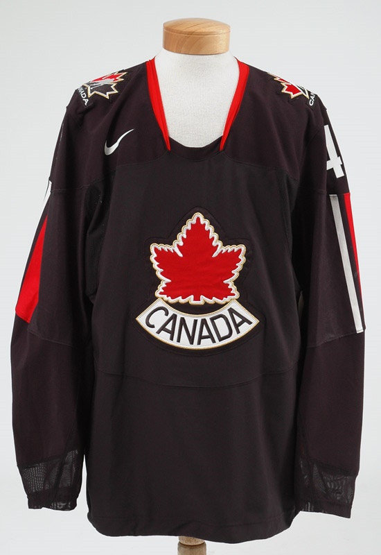- 2006 Vincent Lecavelier Game Worn Canadien Olympic Jersey