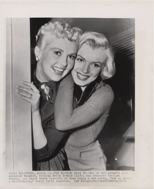 Joe and Marilyn - Marilyn Monroe and Betty Grable (1953)