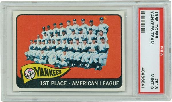 - 1965 Topps # 513 Yankees Team PSA 9 MINT