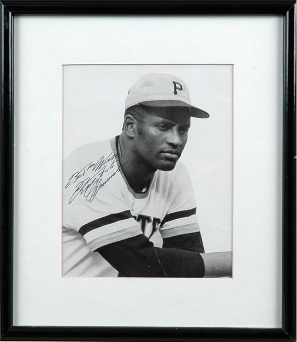 Clemente and Pittsburgh Pirates - Roberto Clemente Autographed 8 x 10&quot; Photograph