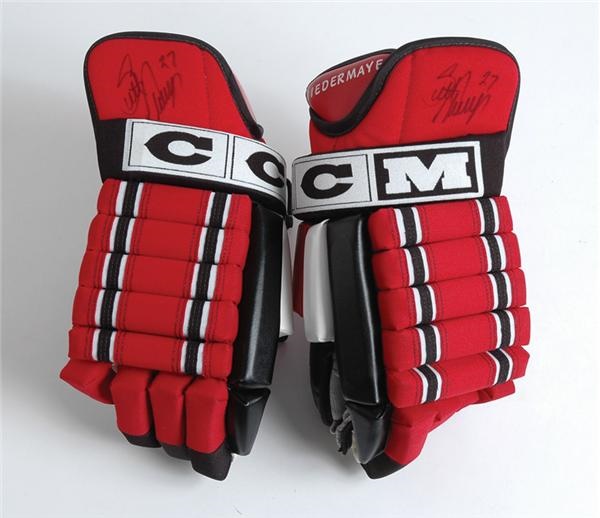2000 Scott Niedermayer Game Used Stanley Cup Finals Gloves