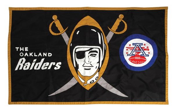 - 1960 Oakland Raiders AFL Nylon Banner (34 x 60&quot;)