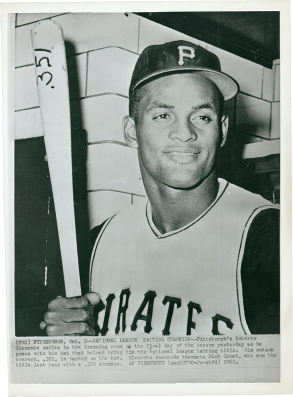 Roberto Clemente - Roberto Clemente National League Batting Champion (1961)