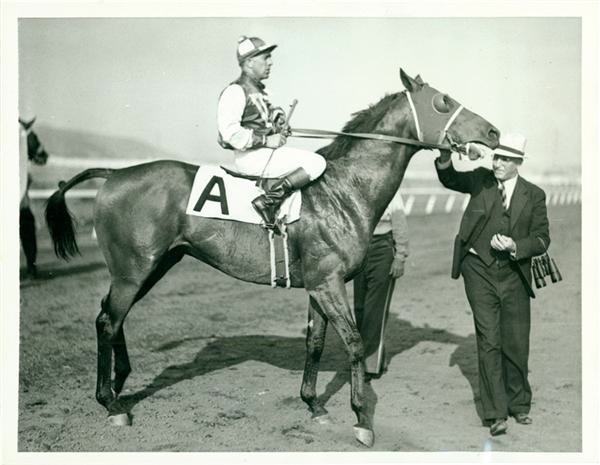 Horse Racing - Seabiscuit Beats Ligaroti (1938)