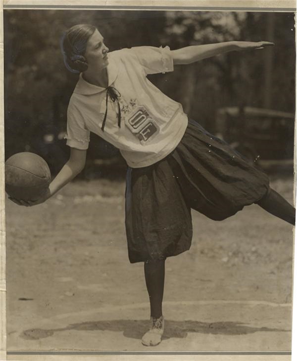 - 1920&#39;s-50&#39;s Womens Basketball (42)