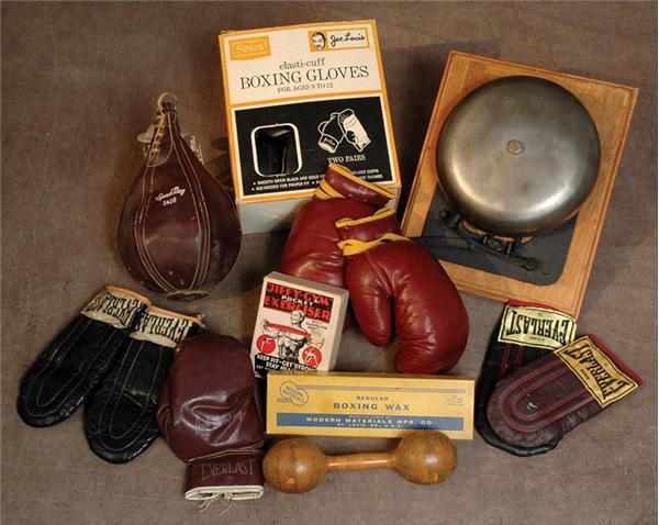 - Collection of Vintage Boxing Equipment (25)