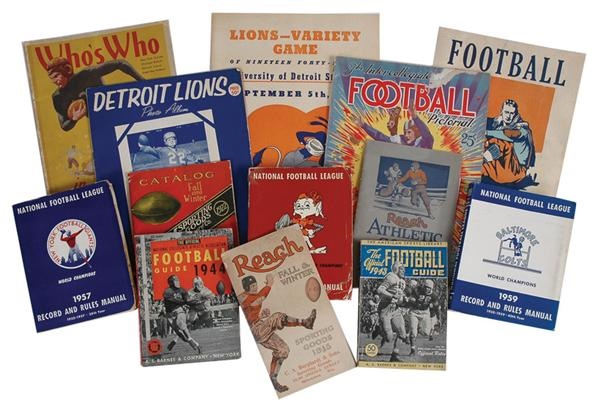 Football - Vintage Football Publications Collection (140)