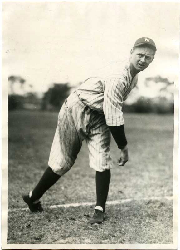 Memorabilia - 1928 New York Yankees Waite Hoyt Photograph
