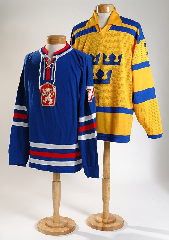 Hockey Equipment - Vintage European Game Worn Hockey Jerseys  (2)