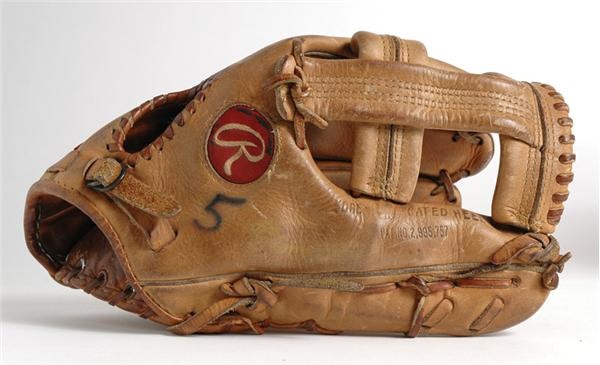 Baseball Equipment - 1976 George Brett Game Used Glove